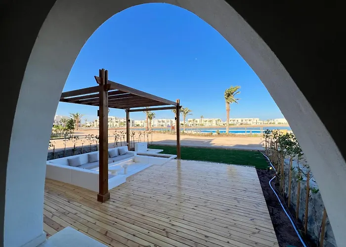 Stylish 1br Ground With Free Pool & Lagoon Access In Gouna Appartement *