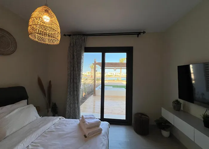 Stylish 1br Ground With Free Pool & Lagoon Access In Gouna Appartement *